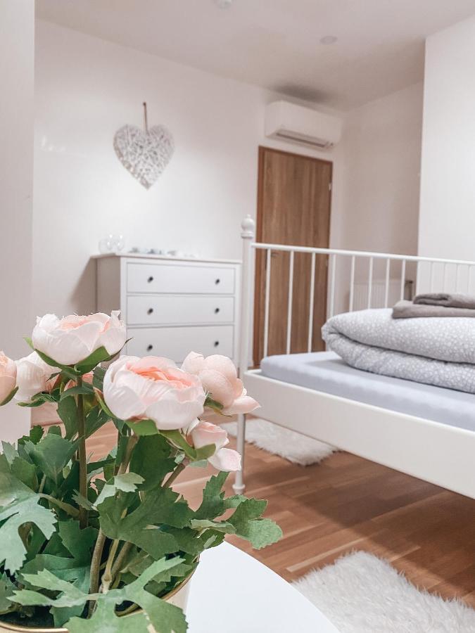 Dolce Vita Bratislava Ngoại thất bức ảnh